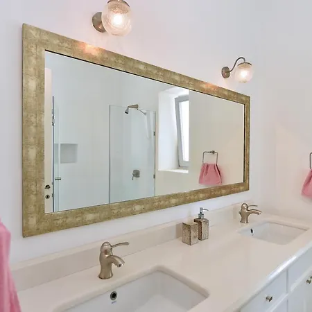 Villa Kyma Naousa (Paros)